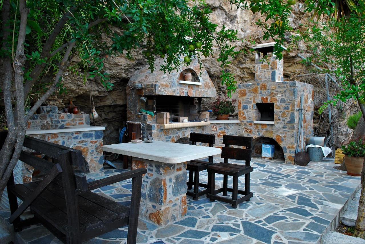 Eutuxia Sea&Mountain Apartment - Tsoutsouros Kültér fotó